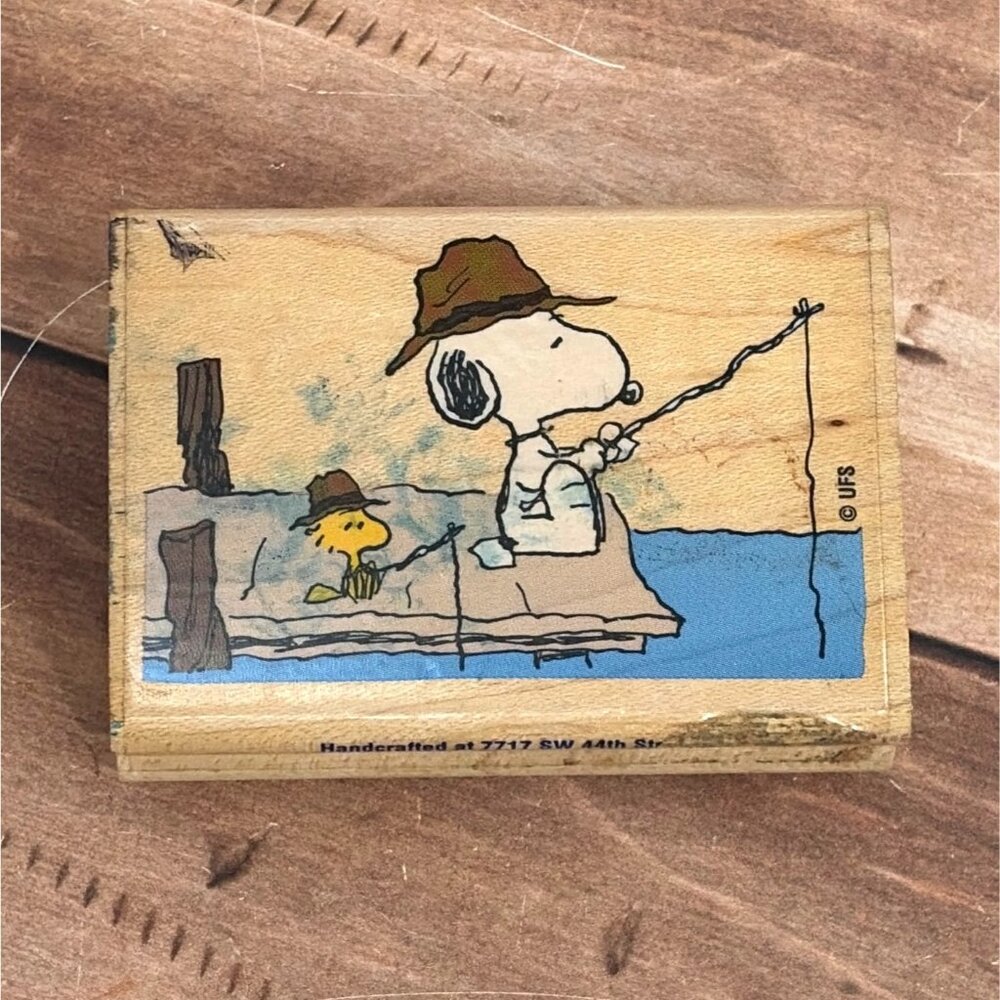 VERY RARE STAMPABILITIES GR1032 FISHING TIME SNOOPY WOOD MOUNTED RUBBER STAMP
